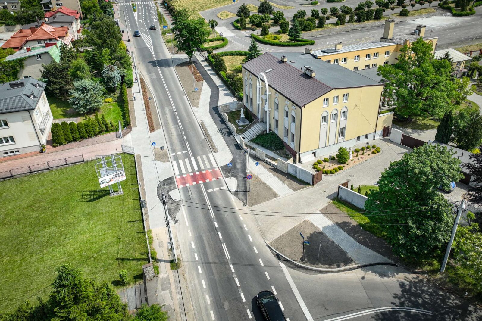 Nowy fragment drogi rowerowej i pasy rowerowe wzdłuż odcinka ul. św. Jadwigi 2