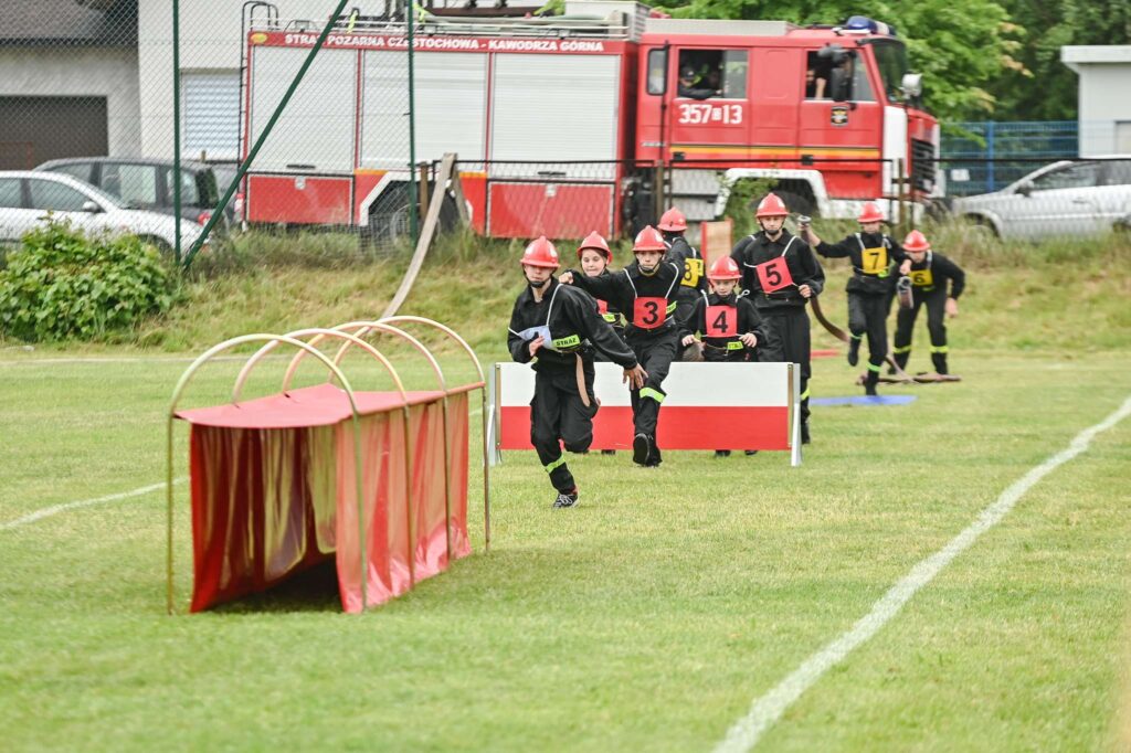 Zacięta rywalizacja częstochowskich drużyn Ochotniczych Straży Pożarnych [ZDJĘCIA] 15