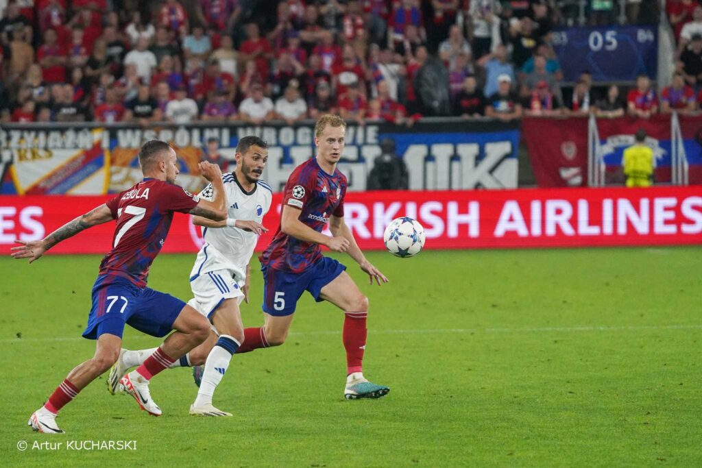 Piłkarze Rakowa Częstochowa usłyszeli hymn Ligi Mistrzów dla siebie. Mogą go wywalczyć w meczu z FC Kopenhaga! 16