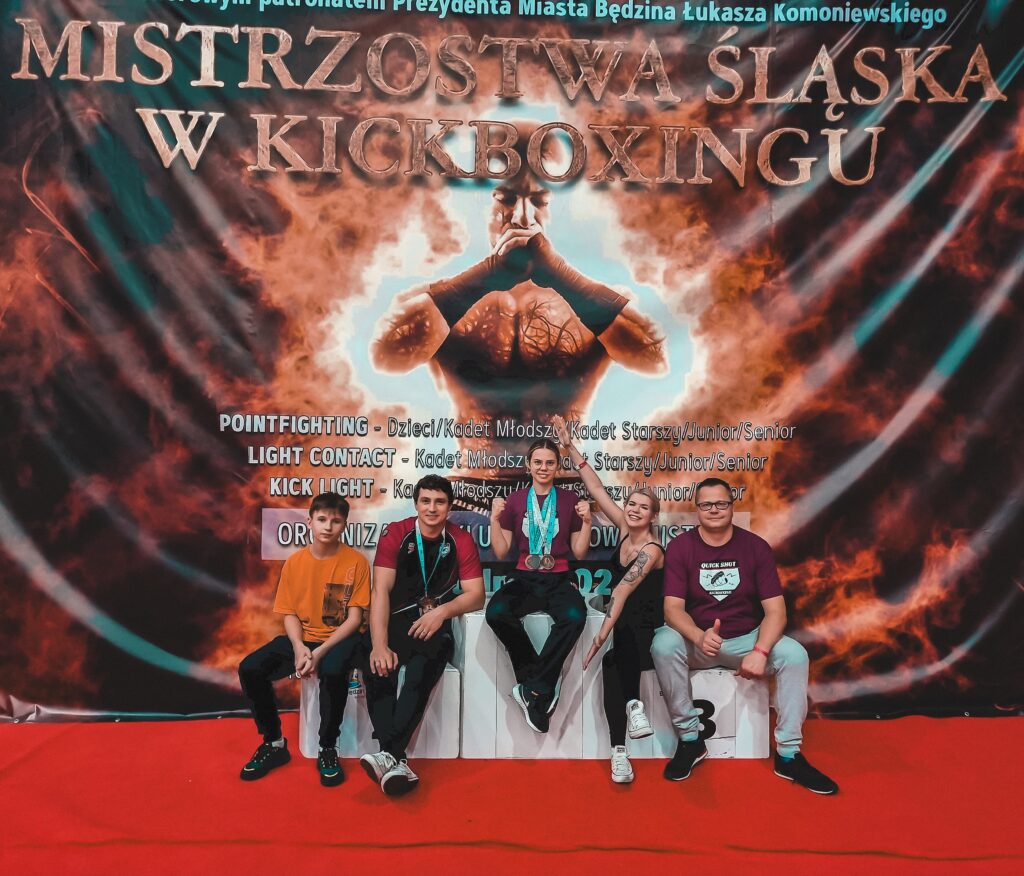 Rekordowe sukcesy i wyzwania Quick Shot Kickboxing na Mistrzostwach Śląska 1