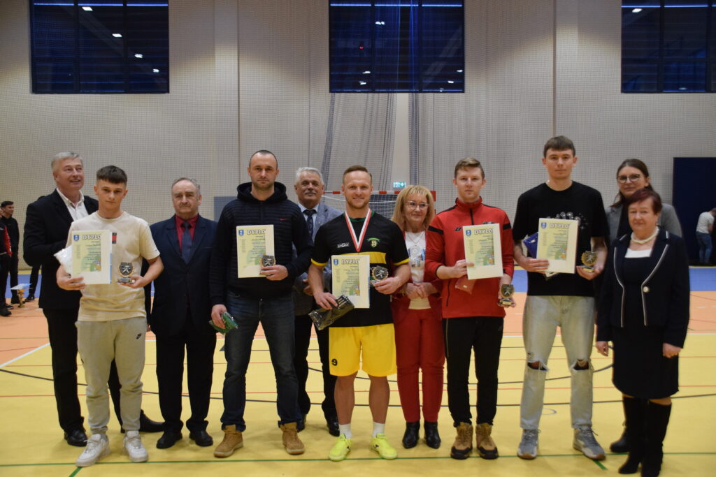 Klub Sportowy Panki po raz piąty halowym mistrzem powiatu kłobuckiego 3