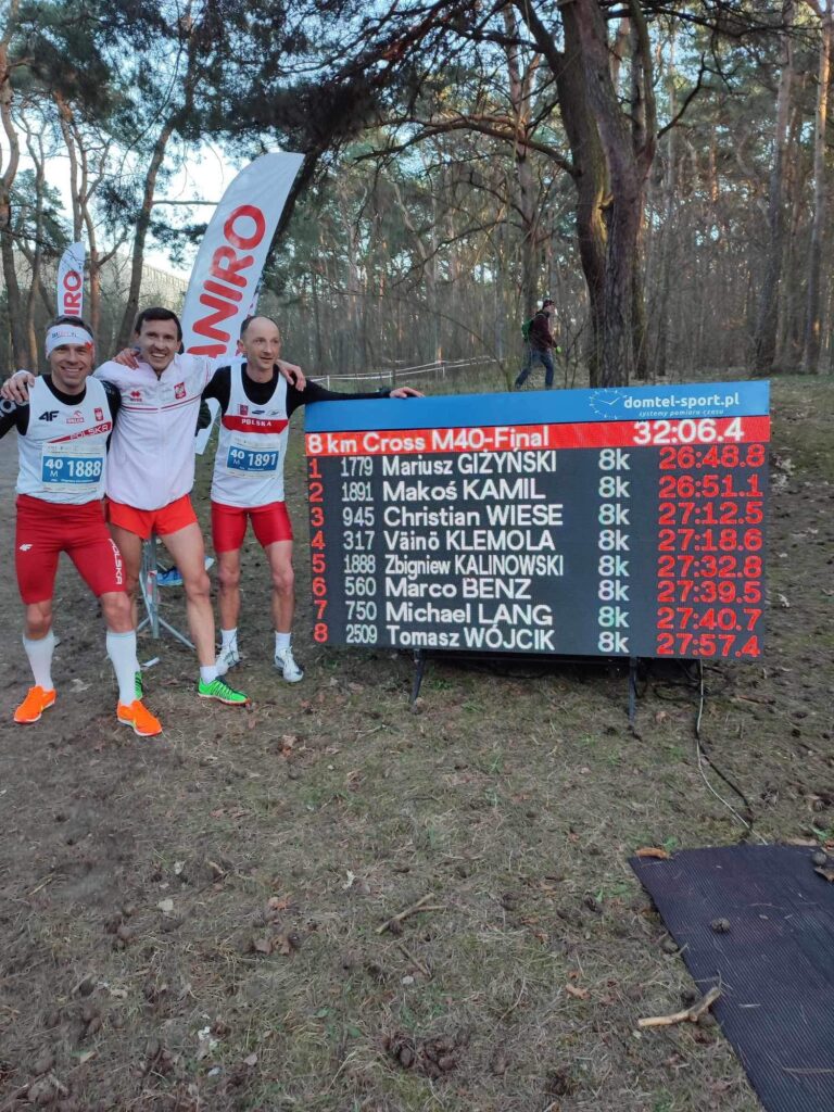 Zawodnicy Darsoft Running Team medalowo pobiegli w Toruniu! 13