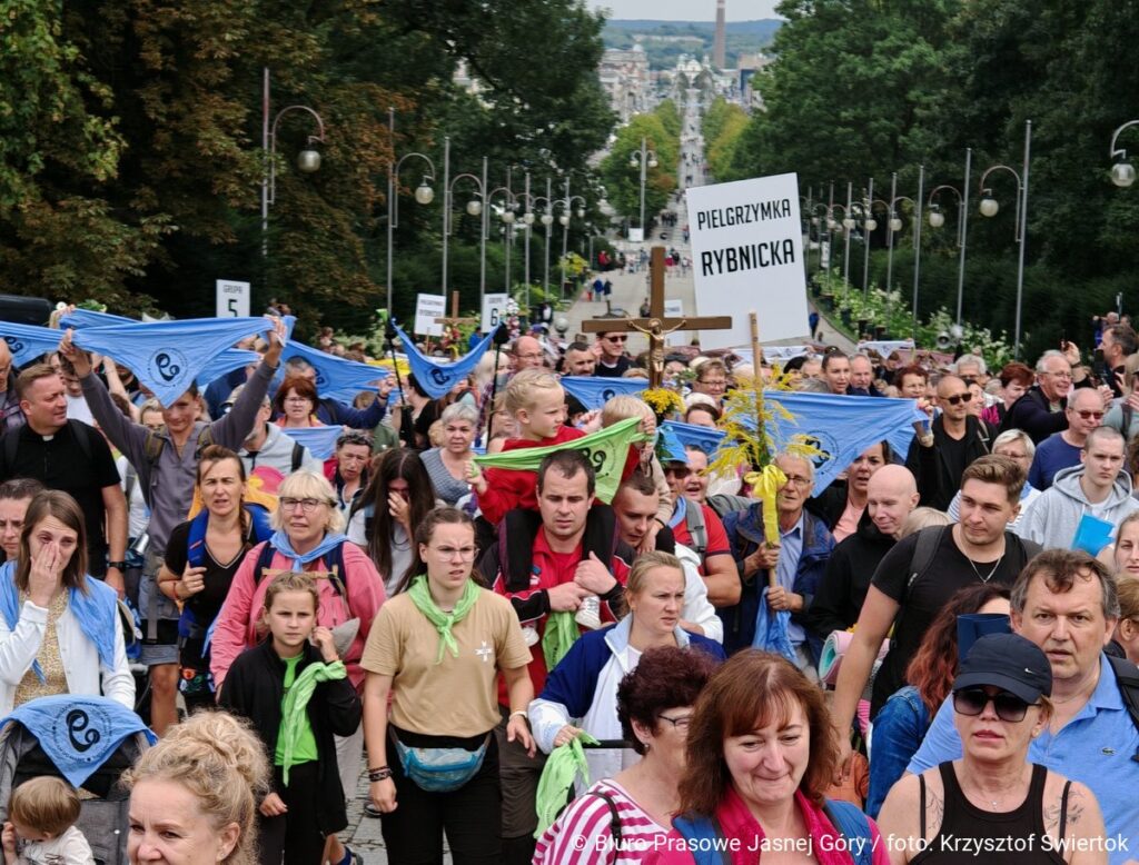 Jasna Góra. 79. Rybnicka Piesza Pielgrzymka i 21. Arch. Katowickiej 12