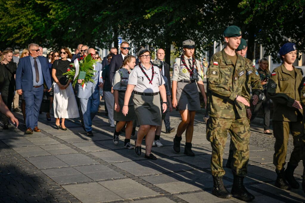 Tak wyglądały częstochowskie obchody 80. rocznicy wybuchu powstania warszawskiego [ZDJĘCIA] 11