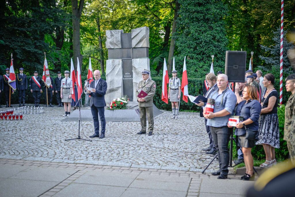 Tak wyglądały częstochowskie obchody 80. rocznicy wybuchu powstania warszawskiego [ZDJĘCIA] 16