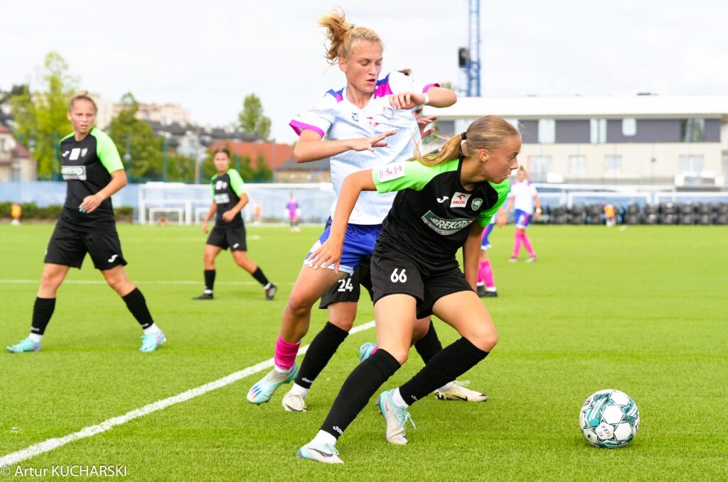 Kolejny ekstraligowy mecz piłkarek FC Skra Ladies Częstochowa 3