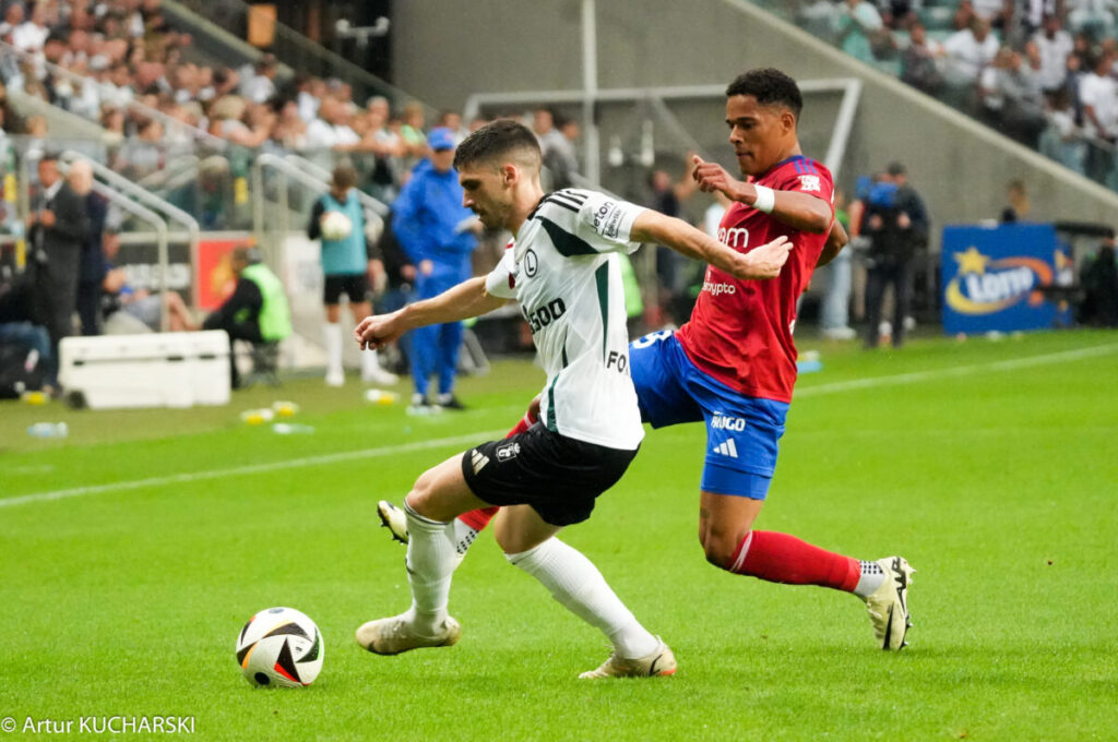 Raków podejmuje ćwierćfinalistę Ligi Konferencji UEFA! Zapowiadają się emocje w starciu z Legią… 2