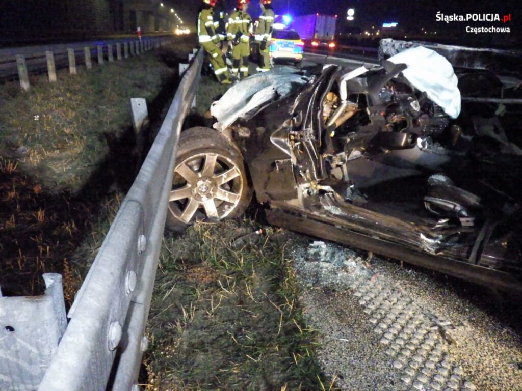 Na autostradzie A1 w Mykanowie doszło do groźnego wypadku 2