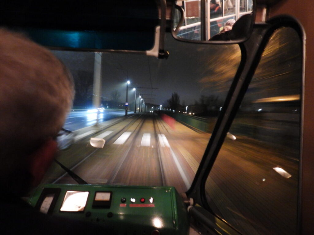 Jedna noc i jeden dzień z częstochowskimi tramwajami 52