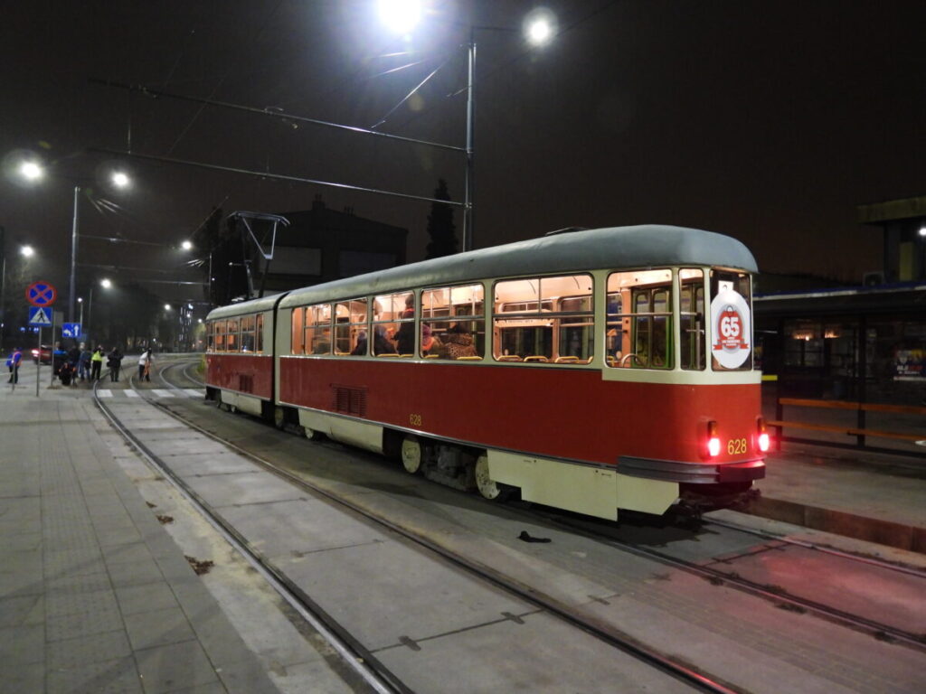 Jedna noc i jeden dzień z częstochowskimi tramwajami 49