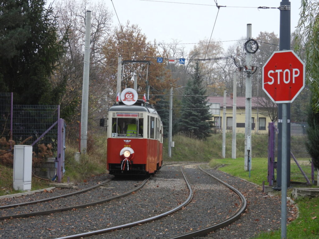 Jedna noc i jeden dzień z częstochowskimi tramwajami 109