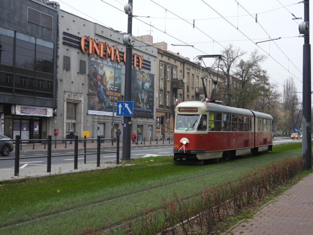 Jedna noc i jeden dzień z częstochowskimi tramwajami 136