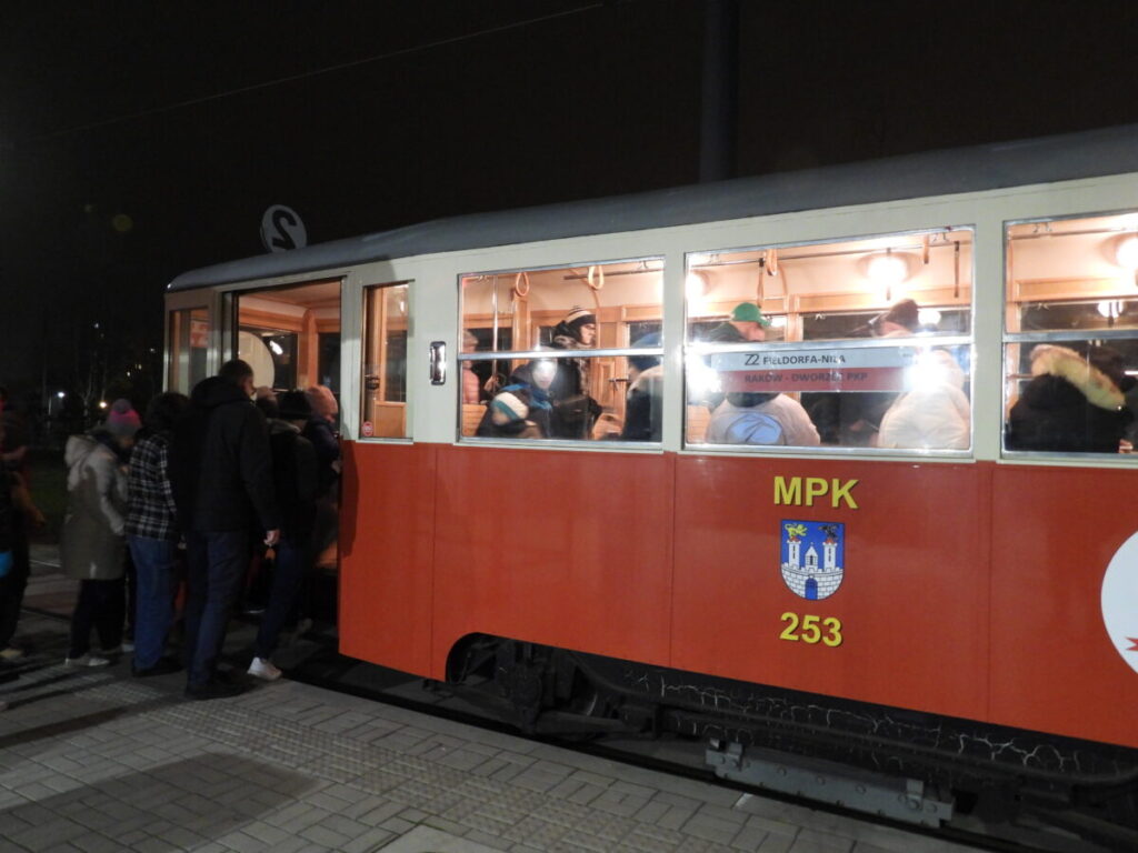 Jedna noc i jeden dzień z częstochowskimi tramwajami 172