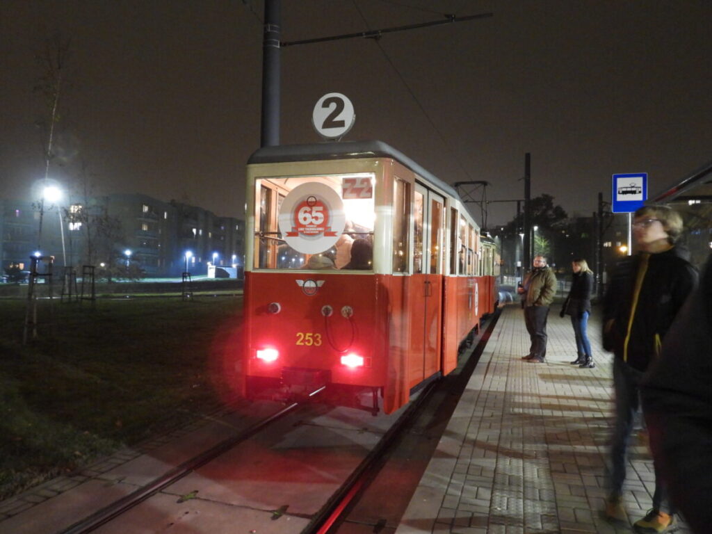 Jedna noc i jeden dzień z częstochowskimi tramwajami 175