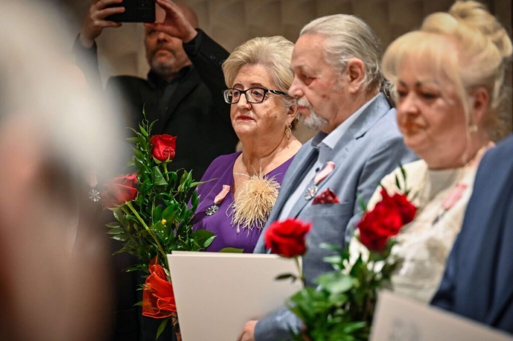 19 par świętowało w Częstochowie jubileusz Złotych Godów 26