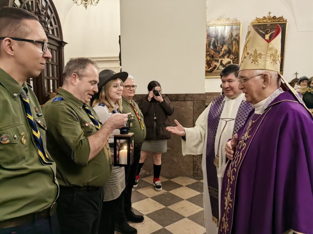 Jasna Góra. Betlejemskie Światło Pokoju 2024 8