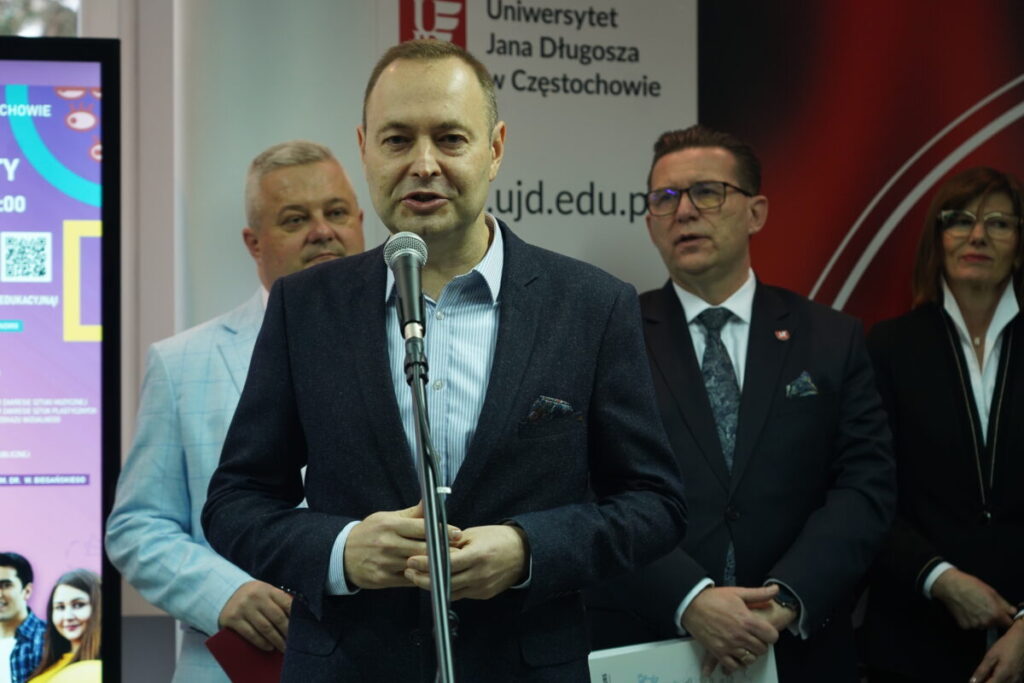 Zaproszenie na Dzień Otwarty Uniwersytetu Jana Długosza w Częstochowie 4