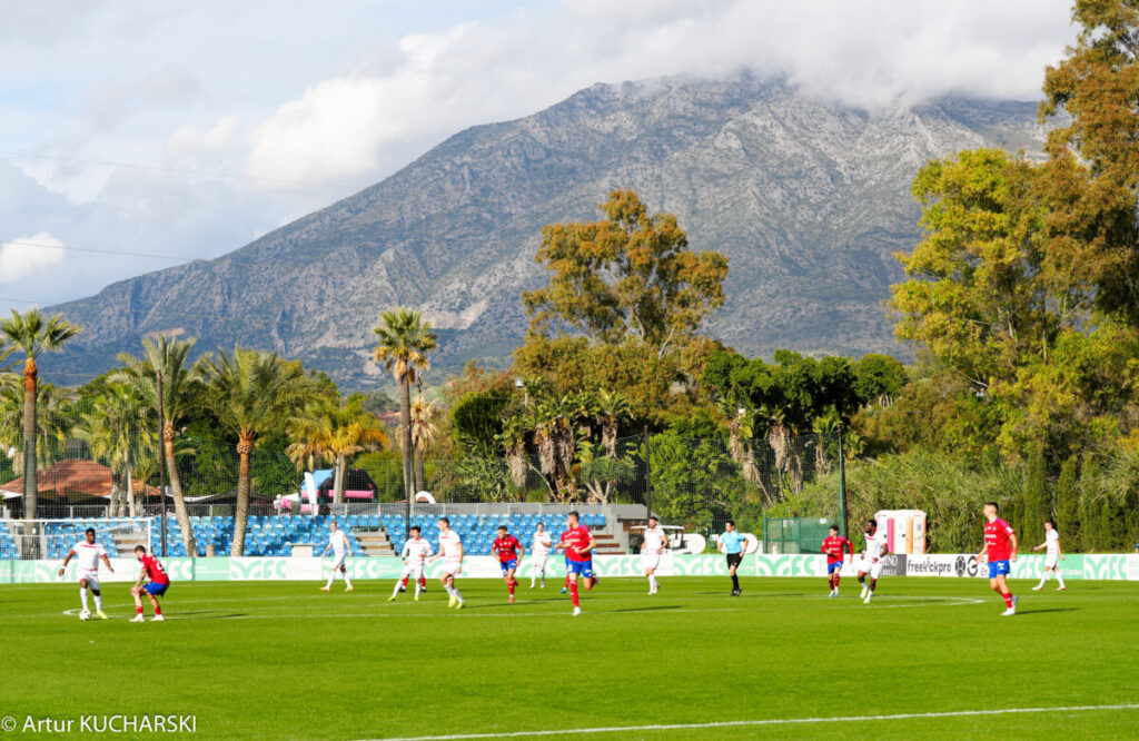 Raków podczas zimowego zgrupowania rozegra 5 sparingów. Z drużynami z Austrii, Bułgarii i Serbii... 2
