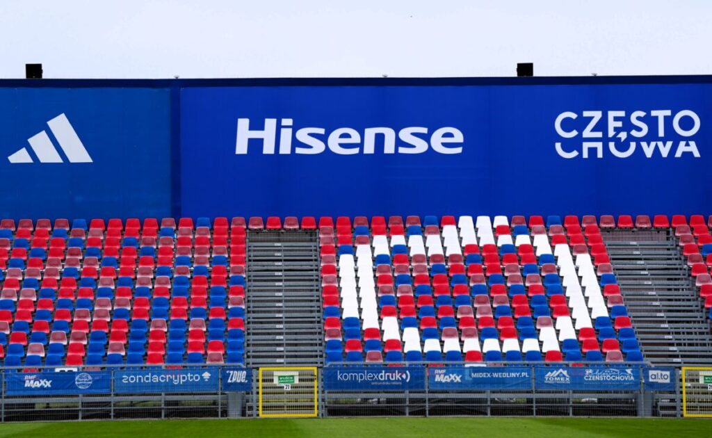 Raków jak Real Madryt... Hisense został sponsorem głównym Rakowa 4