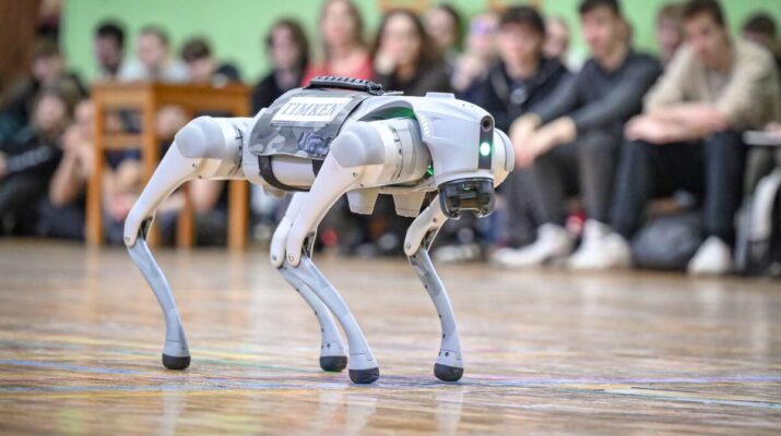 Robopies CZESTer zachęca do studiowania robotyki i nauk ścisłych w Częstochowie 2