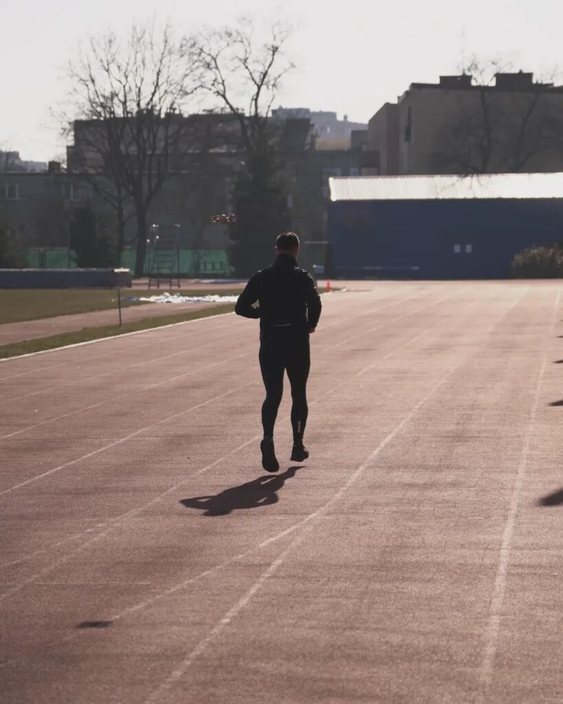 Jerzy Górski, filmowy "Najlepszy", legenda triathlonu wspiera akcję częstochowianina Tomasza Teresińskiego 4
