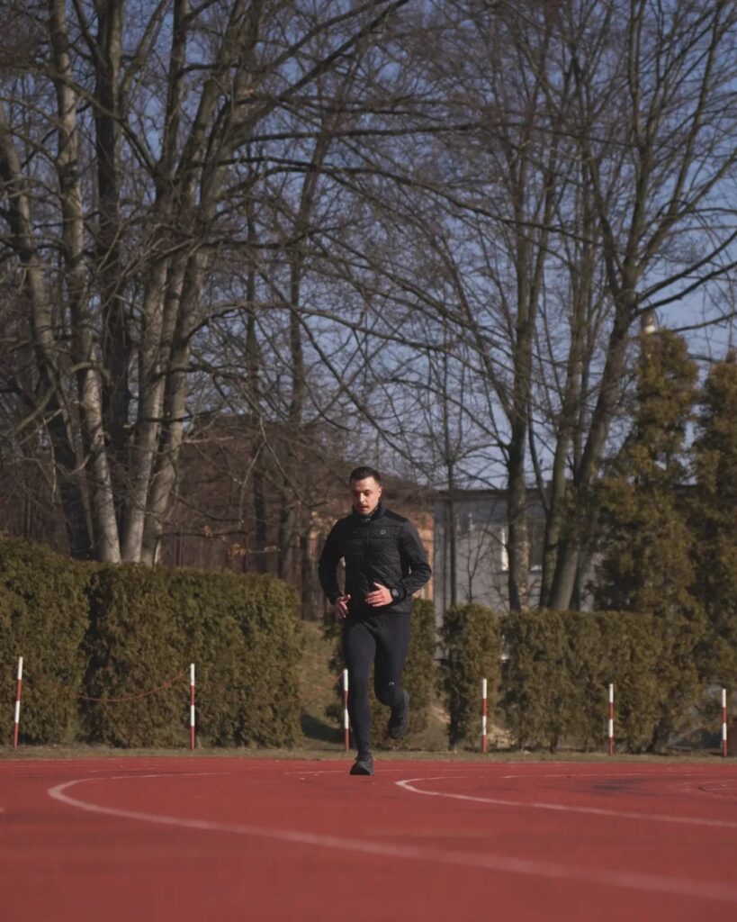Jerzy Górski, filmowy "Najlepszy", legenda triathlonu wspiera akcję częstochowianina Tomasza Teresińskiego 3