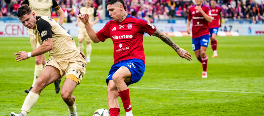 Raków zagra z Widzewem o radosne święta