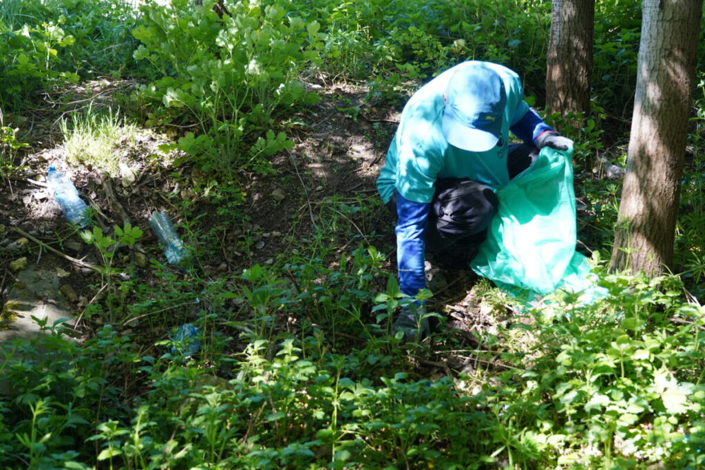 Ekologiczne ABC. Jura bez plastiku 2025 – wolontariusze sprzątali Mirowski Przełom Warty. [Fotorelacja] 67