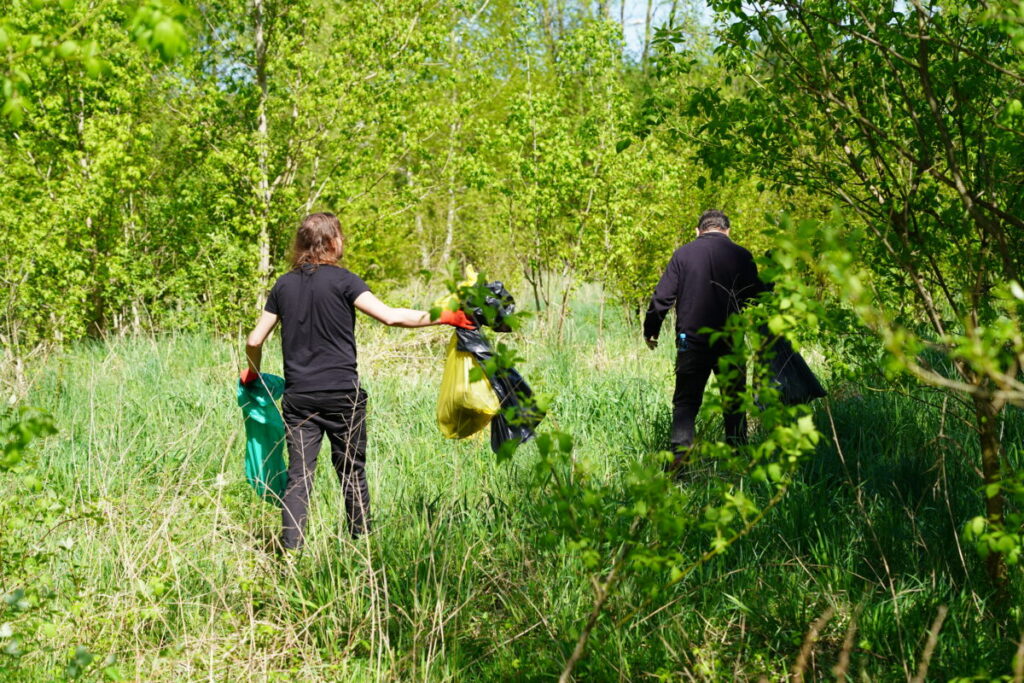 Ekologiczne ABC. Jura bez plastiku 2025 – wolontariusze sprzątali Mirowski Przełom Warty. [Fotorelacja] 88
