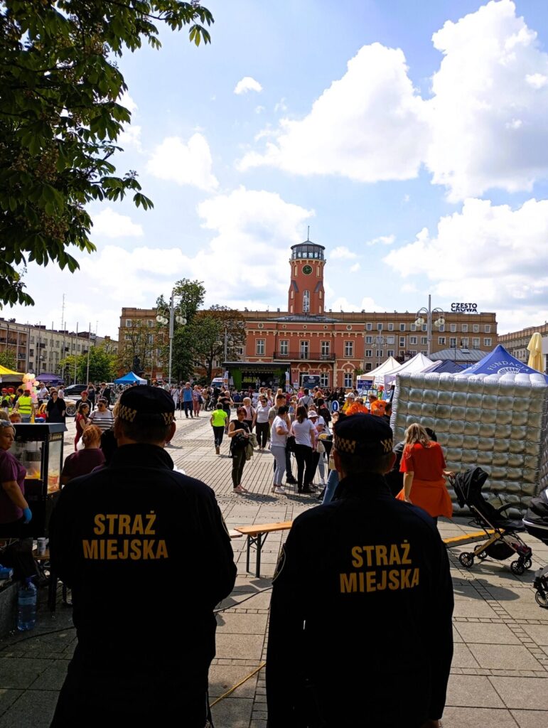 Strażnicy miejscy zabezpieczali XXVII Dzień godności osób z niepełnosprawnością intelektualną 2