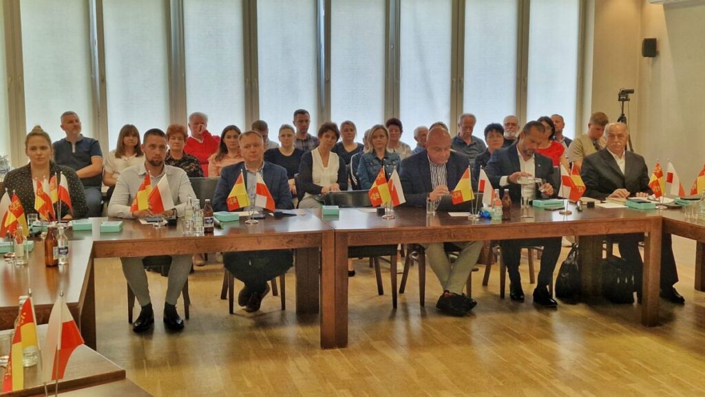 Burmistrz Olsztyna z jednogłośnym wotum zaufania i absolutorium 2