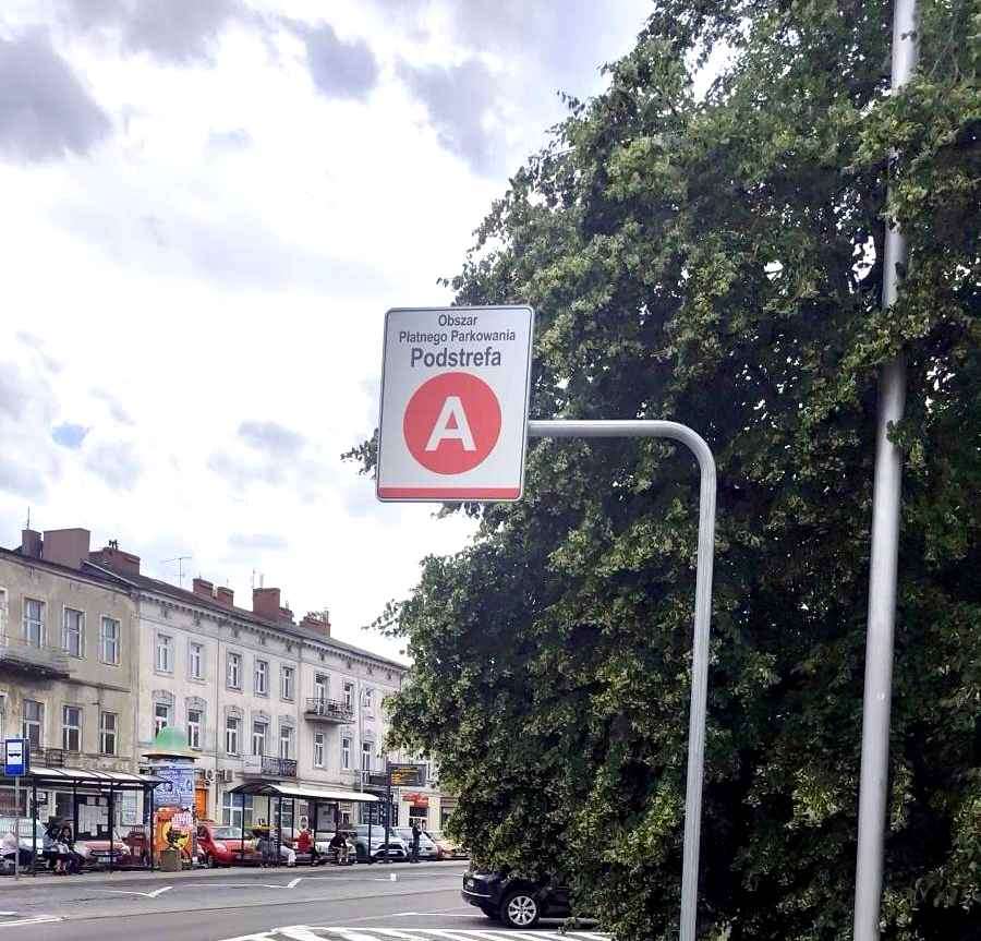 Częstochowa. Od 1 lipca zmiany w strefie płatnego parkowania. Ile będzie kosztował parking? 2
