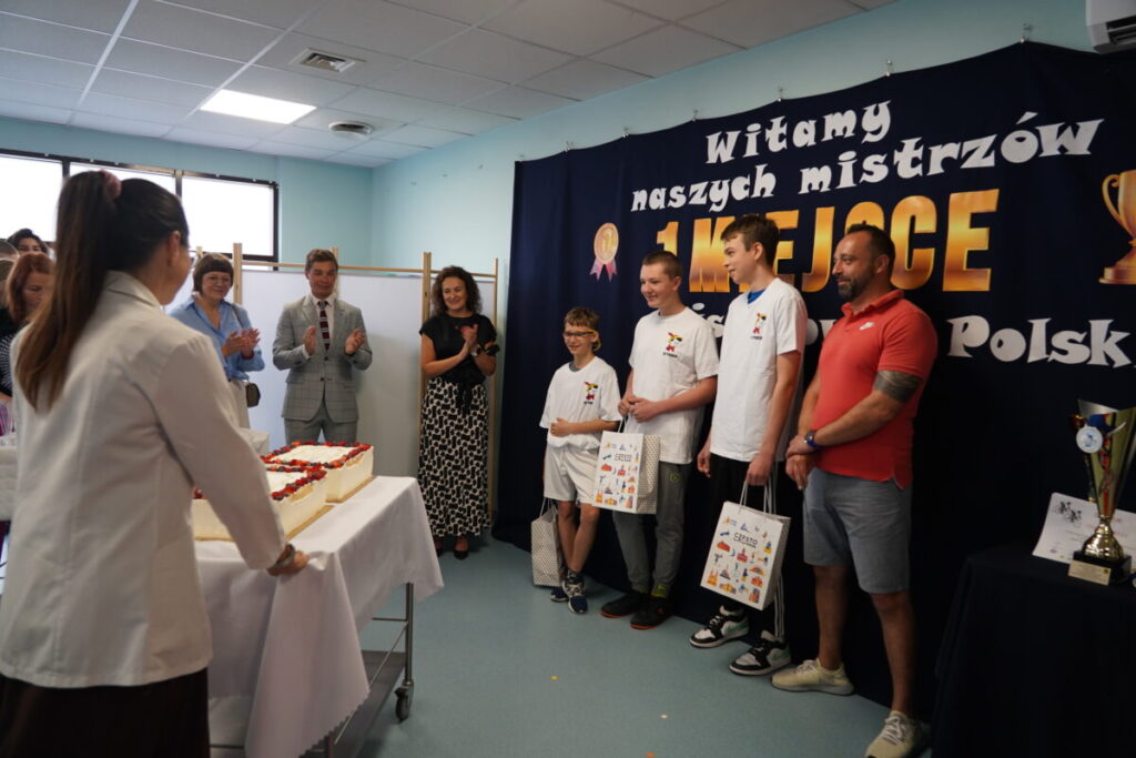 Uczniowie Pinokia, częstochowskiej podstawówki mistrzami Polski! Zwyciężyli w Ogólnopolskim Turnieju Bezpieczeństwa w Ruchu Drogowym 34