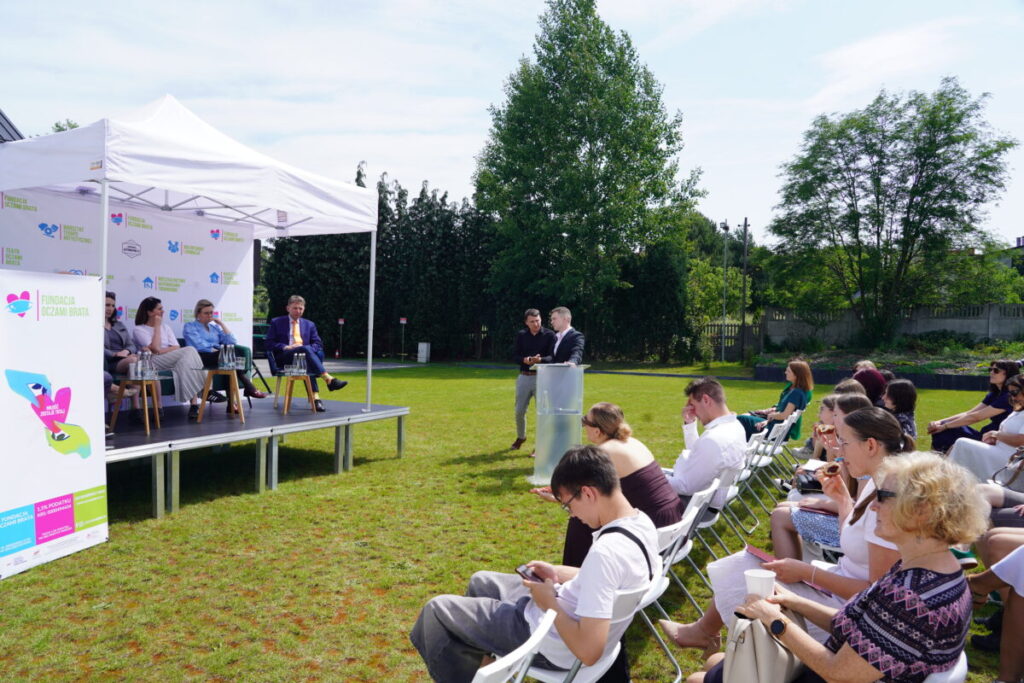 Częstochowa. "Dobre Targi" Fundacji Oczami Brata na zdjęciach 33