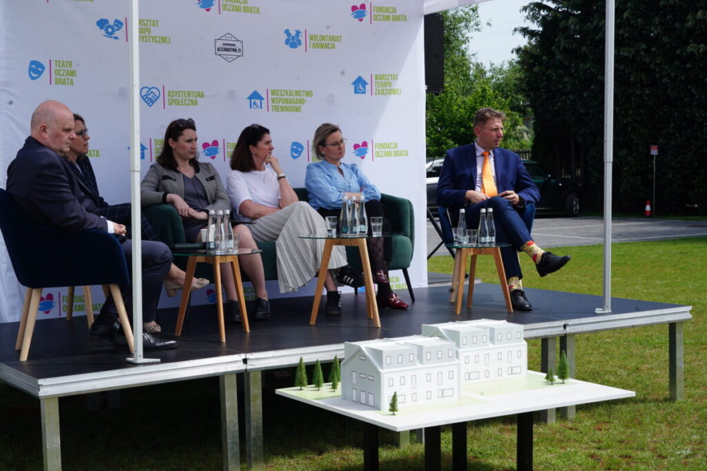 Częstochowa. "Dobre Targi" Fundacji Oczami Brata na zdjęciach 12