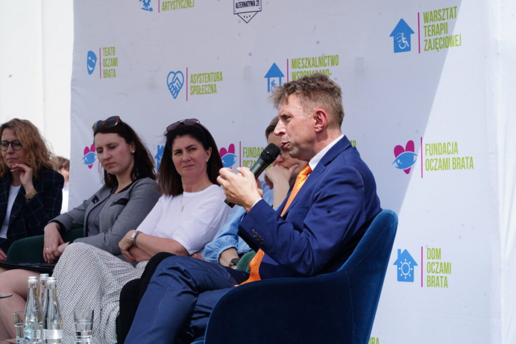 Częstochowa. "Dobre Targi" Fundacji Oczami Brata na zdjęciach 8