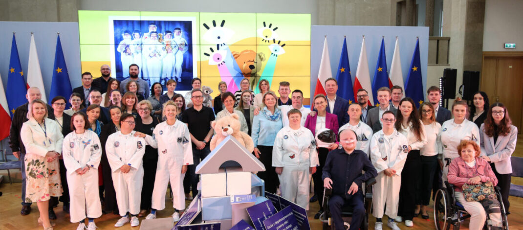 Spektakl „Konwencja” w reżyserii Pawła Bilskiego zaprezentowano w Kancelarii Premiera RP