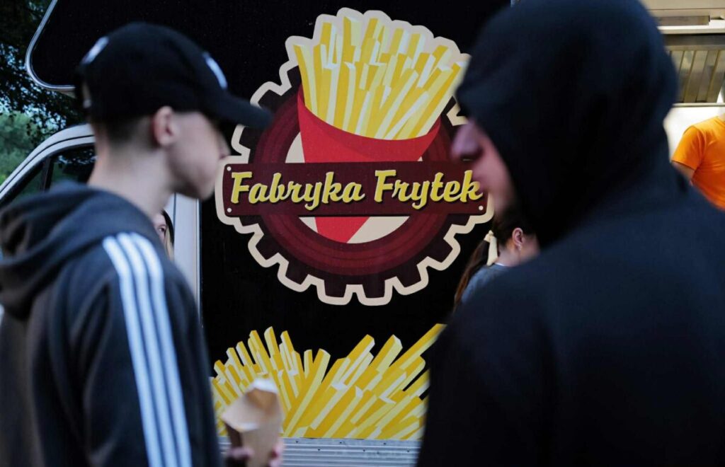 Festiwal Frytka Off 2025. Jak bawiono się w Parku Wypoczynkowym Lisiniec? [ZDJĘCIA] 2