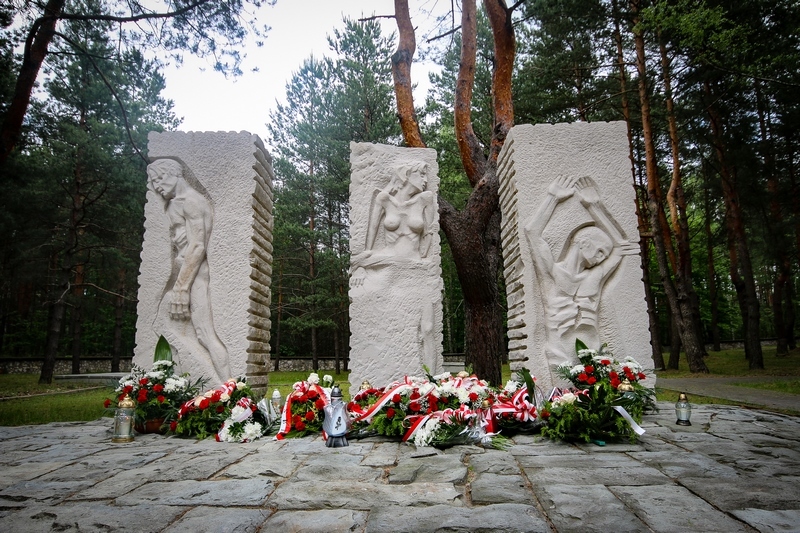 Średniowieczna warownia, ruchoma szopka i balansujące rzeźby. Odkryj perełki jurajskiego Olsztyna! 8