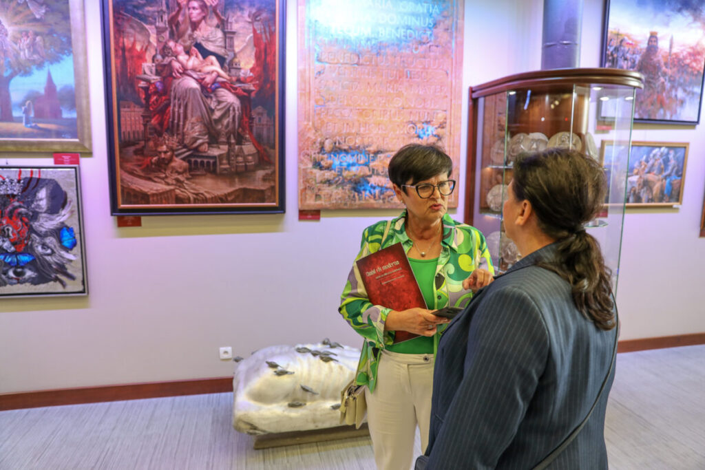 "Współczesna siła Chrobrego". W Muzeum Monet i Medali Jana Pawła II otwarto niezwykłą wystawę [ZDJĘCIA] 14