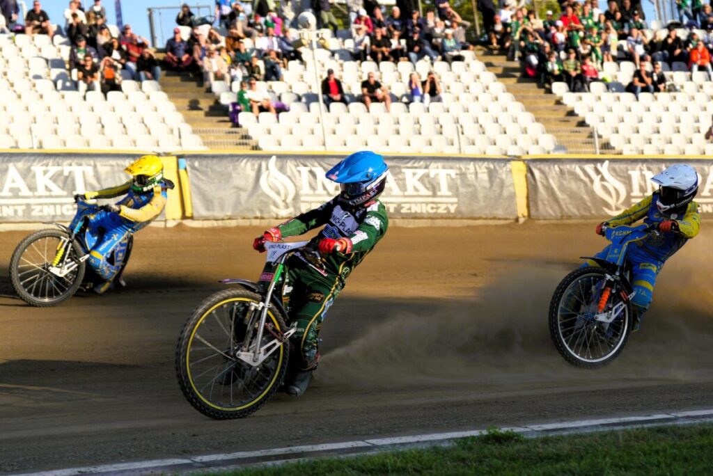Żużlowcy Krono-Plast Włókniarz pokonali w play-down Gezet Stal Gorzów. Ale zaliczka jest skromna... 6