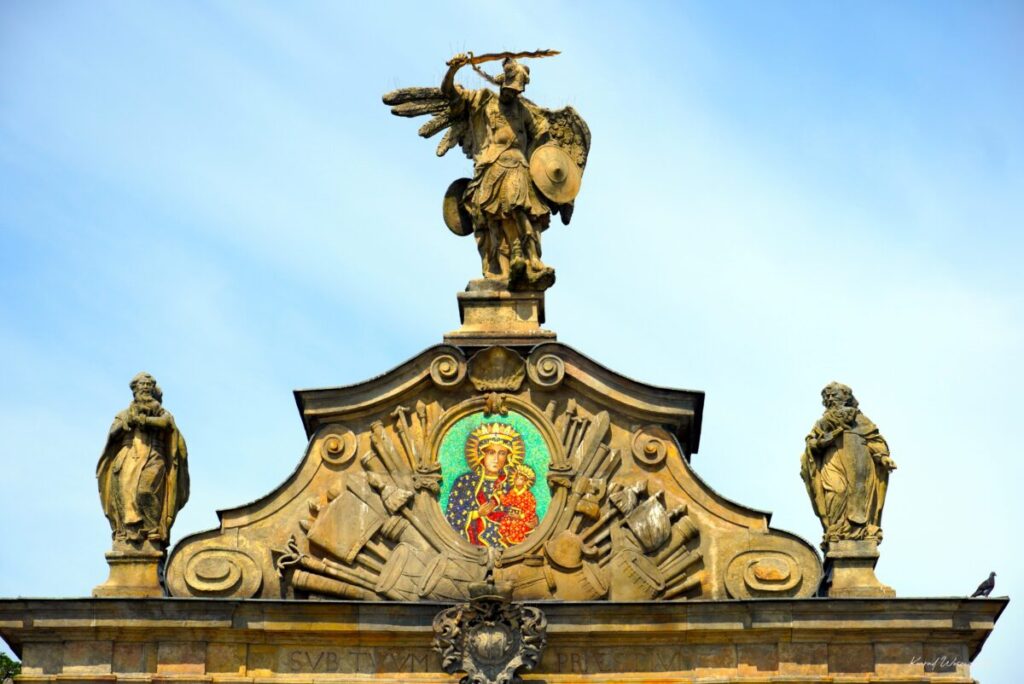 Jasna Góra. Pomnik historii, który przyciąga nie tylko pielgrzymów [ZDJĘCIA] 3