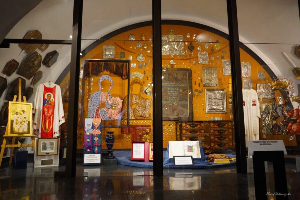 Jasna Góra. Pomnik historii, który przyciąga nie tylko pielgrzymów [ZDJĘCIA] 69