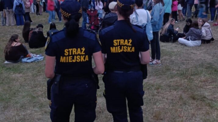 Strażnicy miejscy realizowali telefoniczne zgłoszenia mieszkańców, zabezpieczali Dni Częstochowy, przeprowadzili działania “Aleje nocą”… 1
