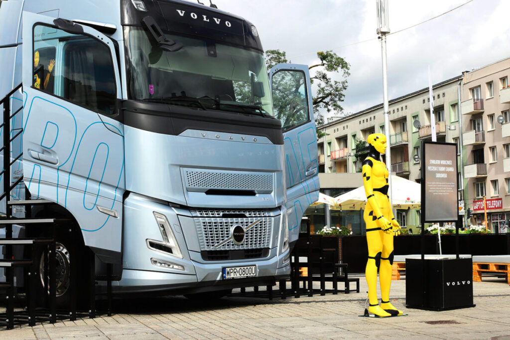 Przez 3 dni miasteczko Volvo for Safety na pl. Biegańskiego odwiedziło blisko 10 tys. osób [ZDJĘCIA] 16