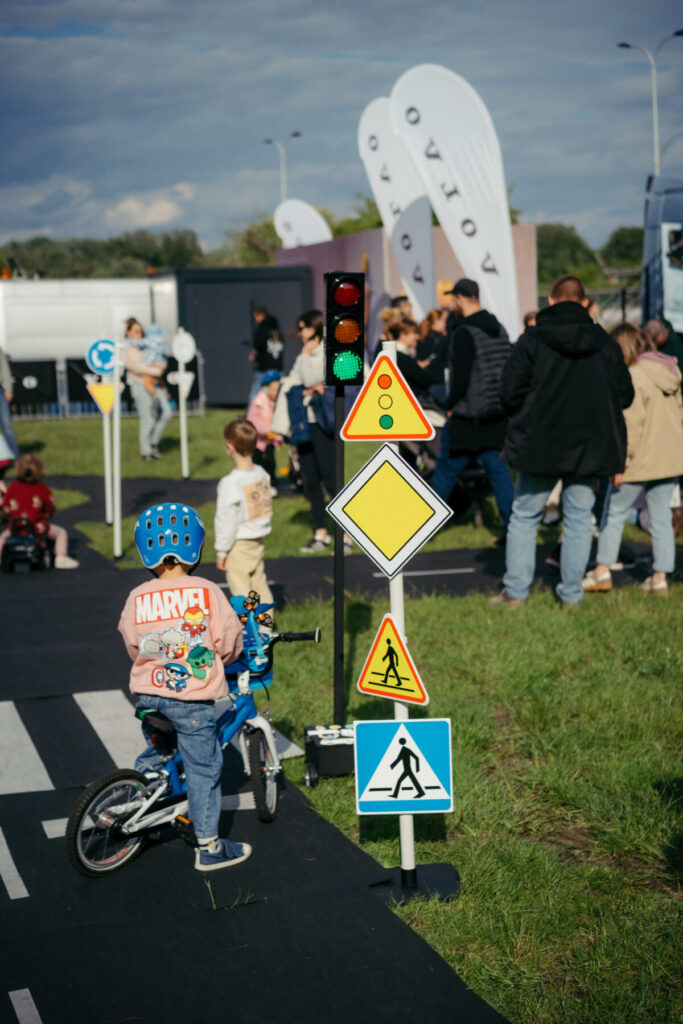 Volvo For Safety w Częstochowie – symulatory, warsztaty i konkursy z nagrodami od 19 do 21 września. Wstęp na wydarzenie jest bezpłatny! 36