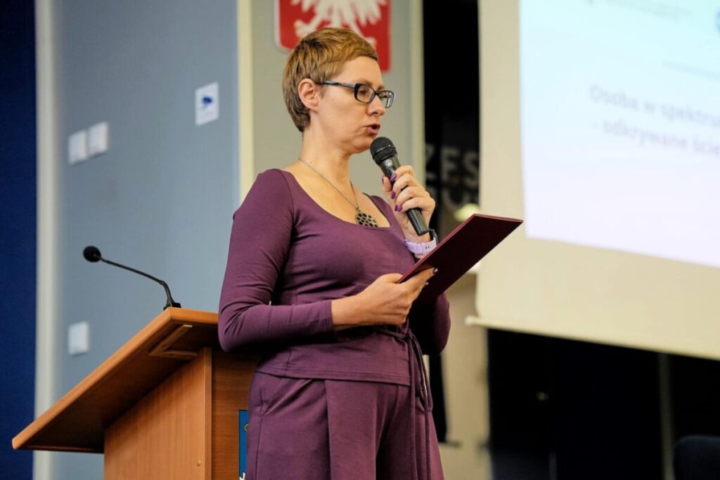 Osoba w spektrum autyzmu – odkrywanie ścieżki rozwoju 20
