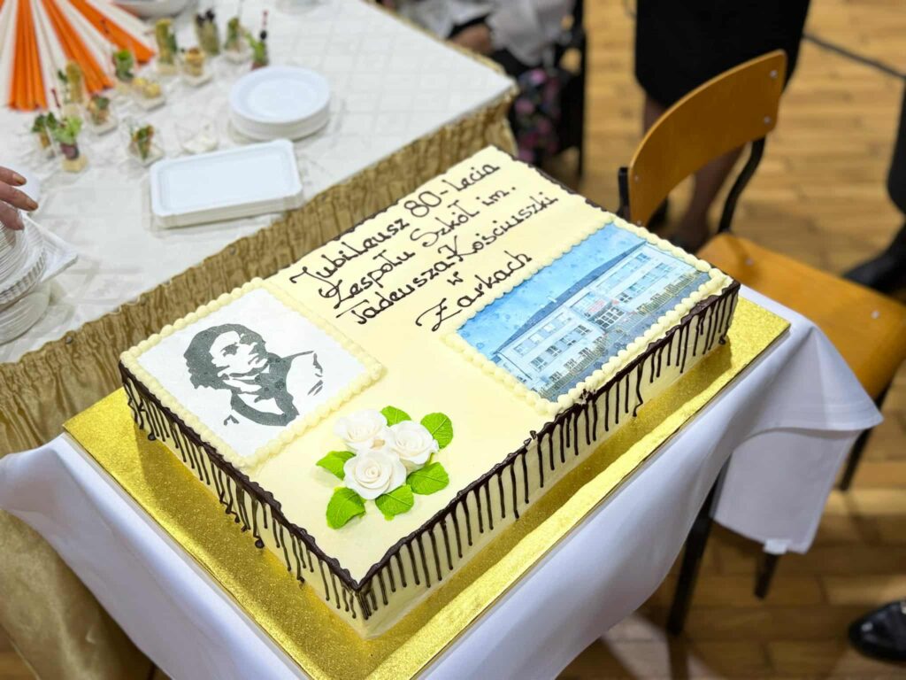Uroczystości.Odsłonięcie pomnika i Jubileusz ZS w Żarkach. 10