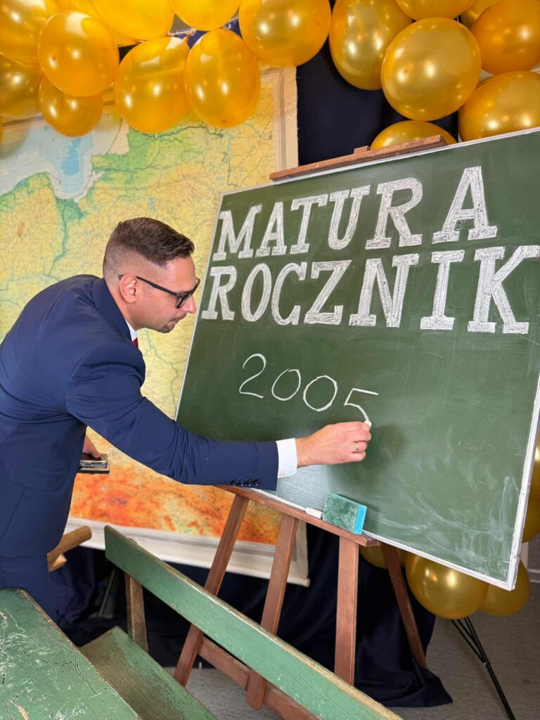 Uroczystości.Odsłonięcie pomnika i Jubileusz ZS w Żarkach. 13