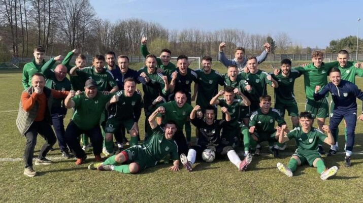 Rusza przebudowa budynku LKS Zieloni Żarki. 1